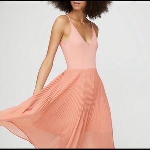 Aritzia Wilfred Daphnee Dress